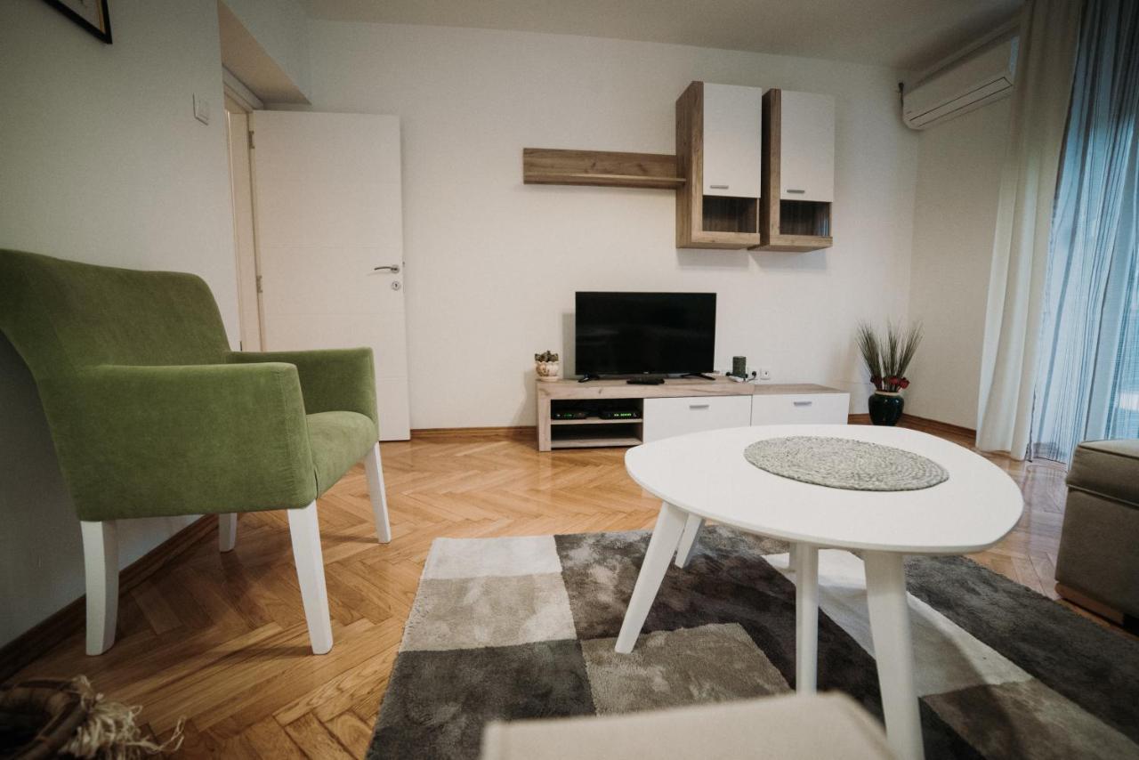 Modern Apartment Novi Sad Exterior foto